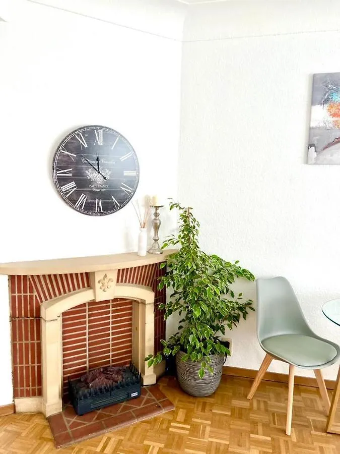 Cinquantenaire Appartement Bryssel Lägenhet