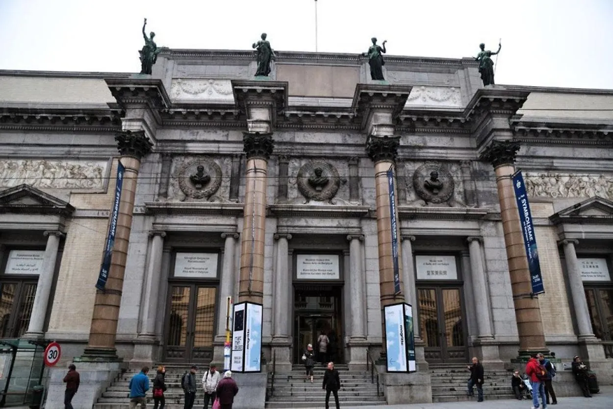 Lägenhet Cinquantenaire Appartement Bryssel
