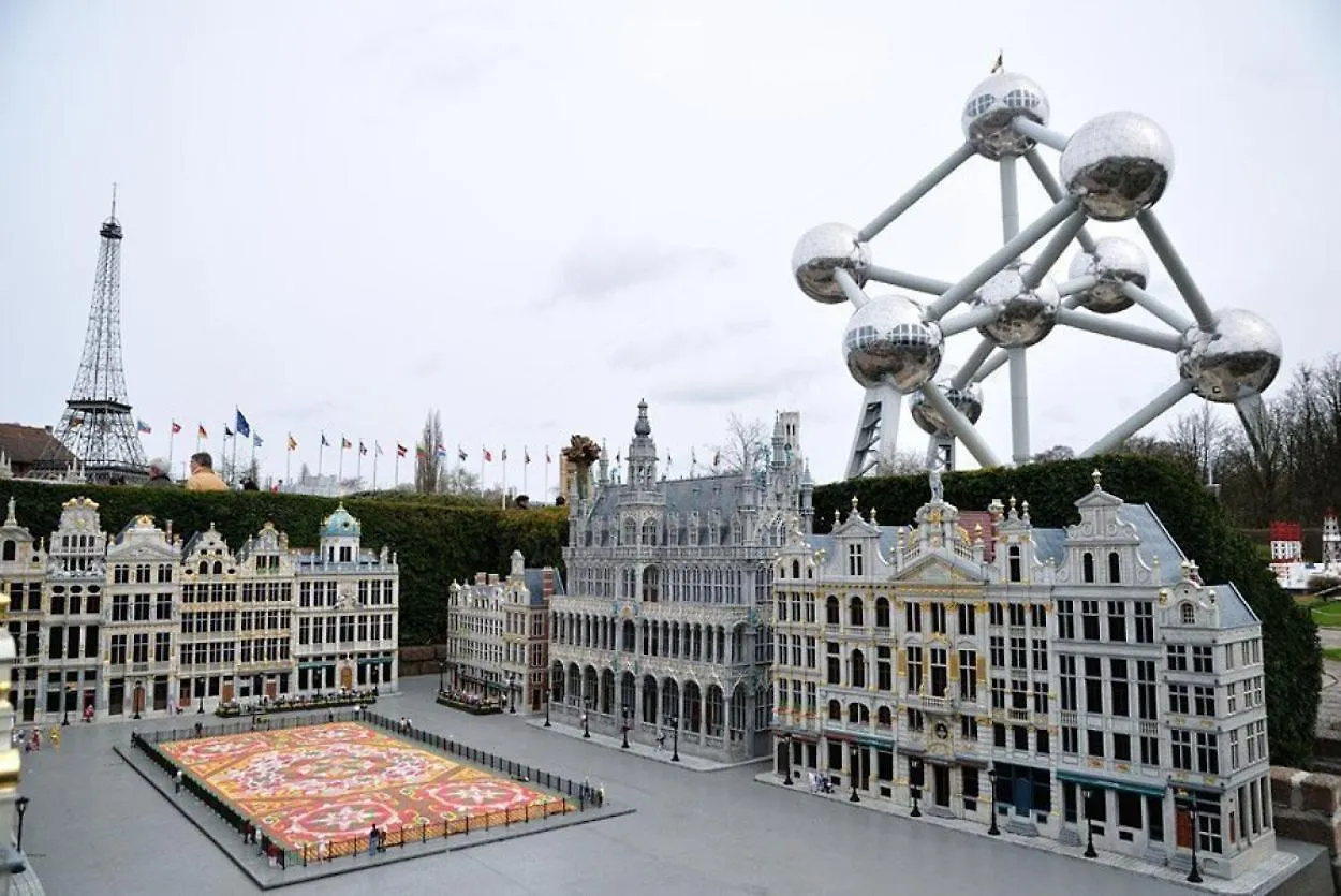Cinquantenaire Appartement Bryssel Lägenhet